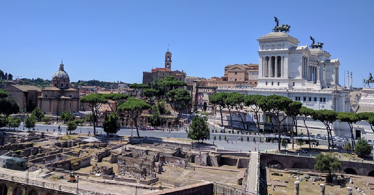 I Fori dopo i Fori: alla ricerca delle testimonianze medievali e moderne