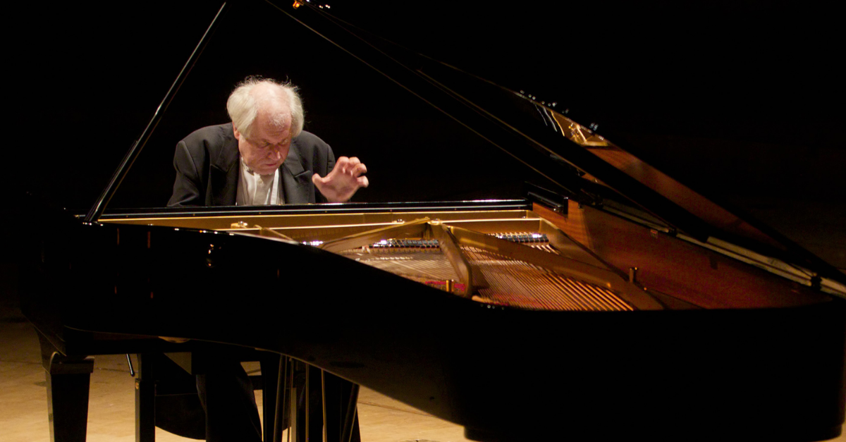 Grigory Sokolov in recital