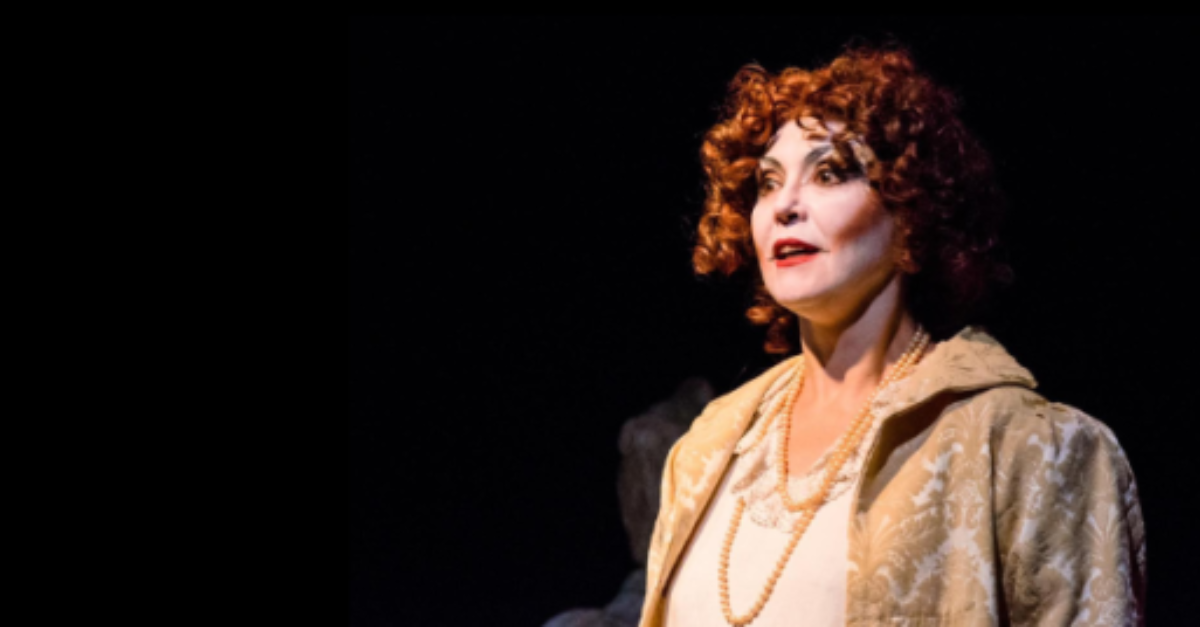 ELISABETTA I Le donne e il potere