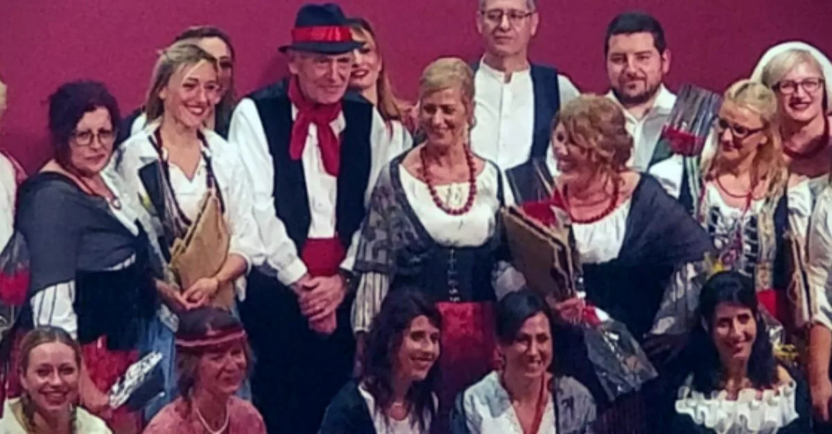 Ò PAESE D’Ò SOLE ovvero la storia della canzone napoletana Ò PAESE D’Ò SOLE ovvero la storia della canzone napoletana