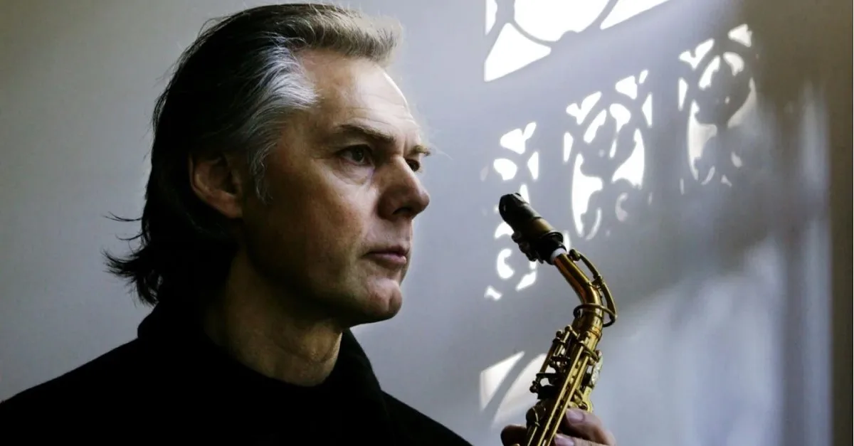 JAN GARBAREK GROUP FEAT. TRILOK GURTU