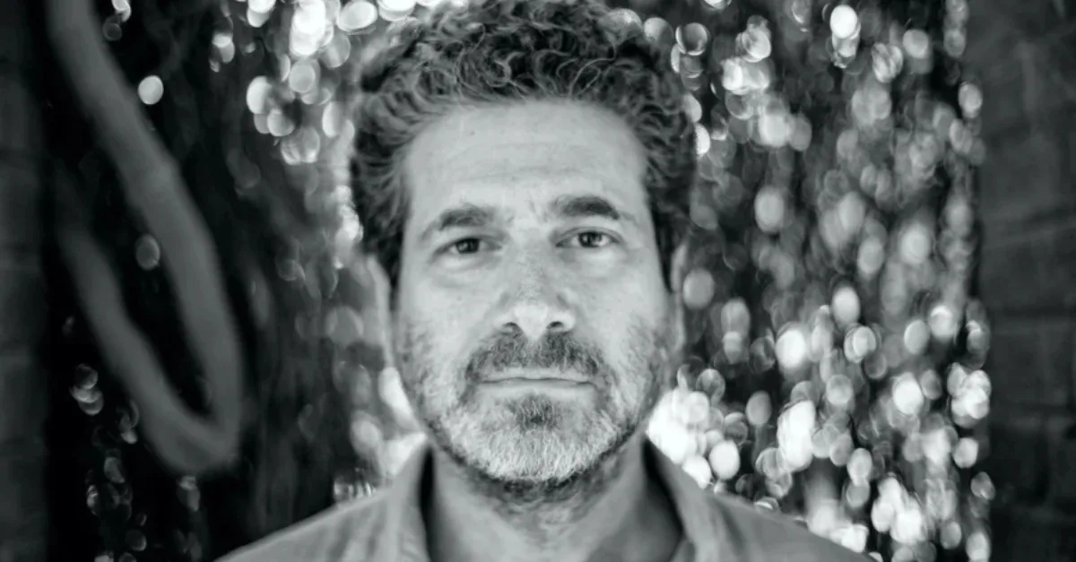 KEVIN HAYS