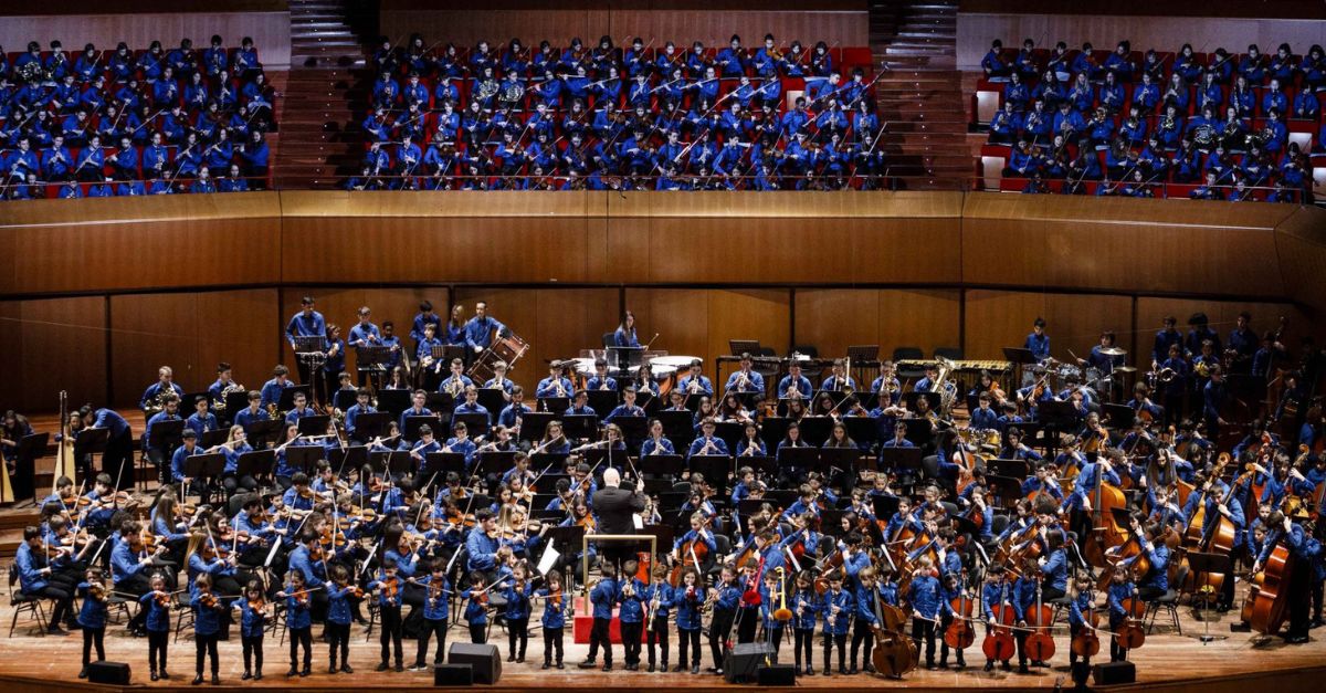 LA JUNIORCHESTRA PER IL POLICLINICO