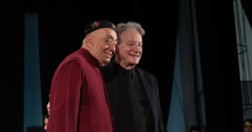 Peppe Barra con la Medit Orchestra di ritmi moderna