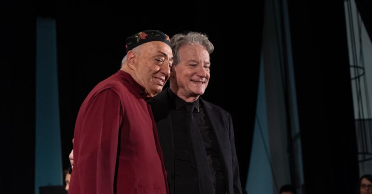 Peppe Barra con la Medit Orchestra di ritmi moderna